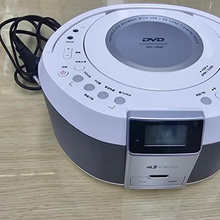 [상급] 카세트 PD-7600 [ 실버 / DVD 플레이어 / 음성출력 6W / 학습 기능 (무한반복 발음 녹음 및 듣기 발음 비교) ]