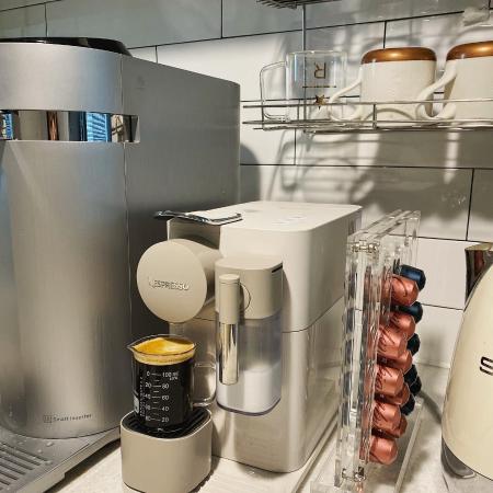 따뜻한 커피한잔 하기 좋은 날씨에요!