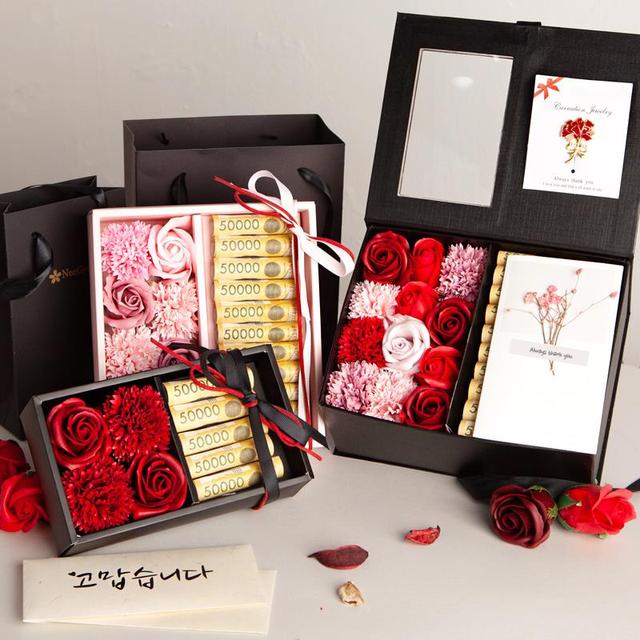 [NeeGee] 프리미엄 비누꽃 용돈박스_브로치포함