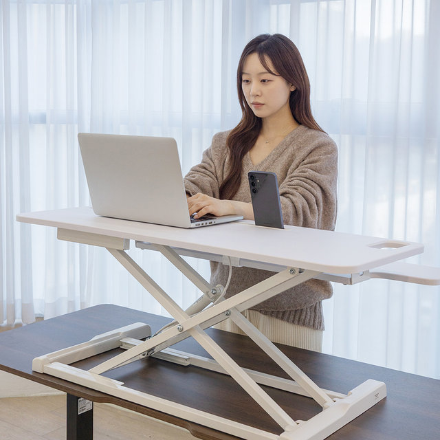 [비밀특가] 스탠딩 모션데스크 높이조절 책상 스탠워크 수동 거치형 950