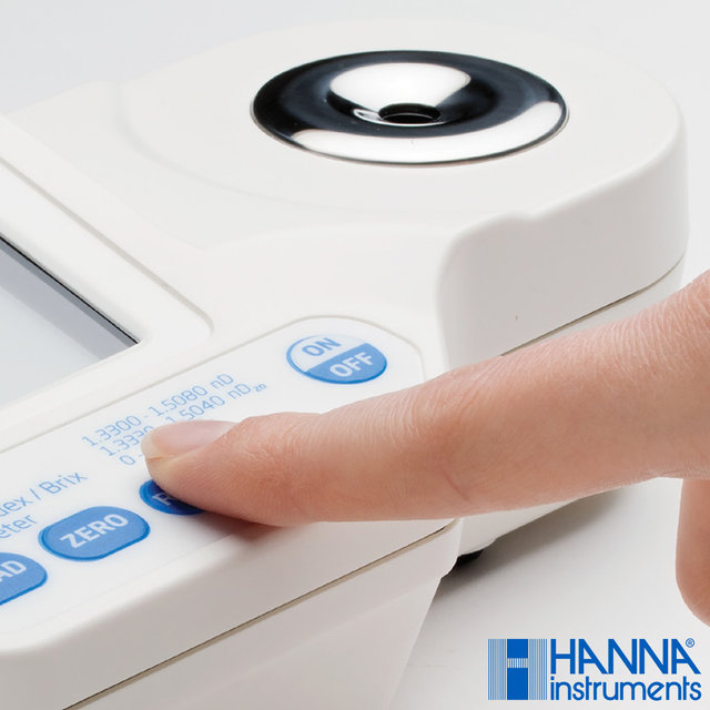 HANNA USA 휴대용 디지털 염도측정기 염도계 HI96821 방수기능