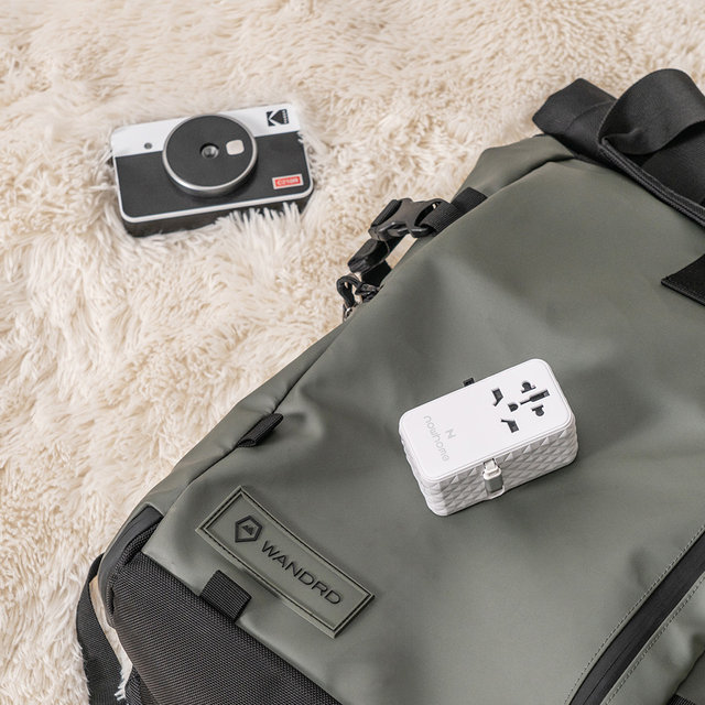 여행용 멀티어댑터 GaN PPS USB 5포트 GAN PD 65W 파우치 증정