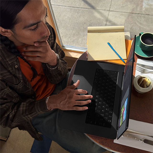 맥북프로 16 M3 Pro, 12코어 CPU, 18코어 GPU, 18GB RAM, 512GB SSD - 스페이스 블랙 [MRW13KH/A]
