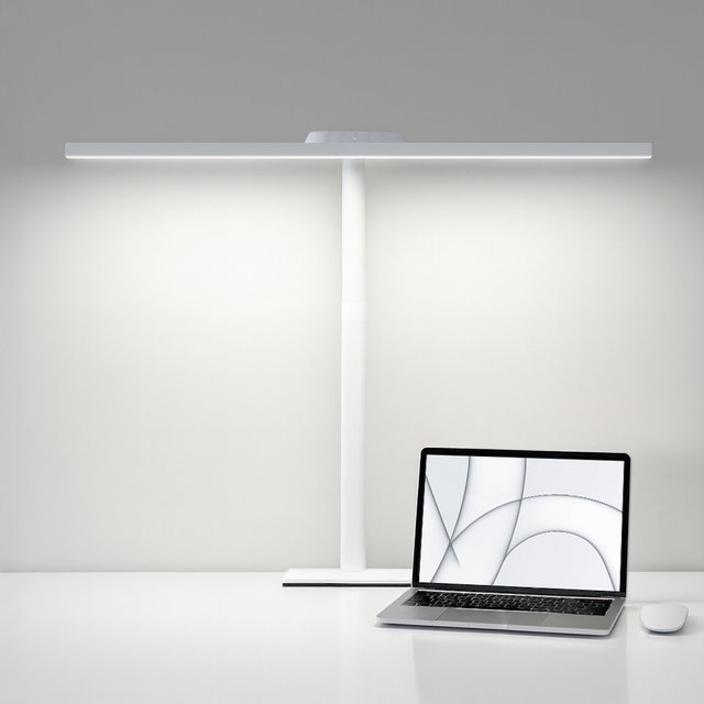 스피아노 테드 프로 LED 안티 블루라이트 와이드 스탠드 (데스크형)