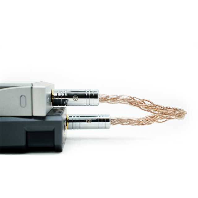 [정가:499,000원]R&S 22AWG 밸런스 케이블 (CVD 그래핀 미니 케이블) 4.4mm / 단자 변경