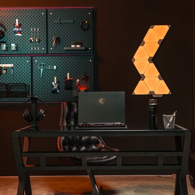 MSI 레이더 A18 HX A9WIG-R9 UHD+ Mini LED WIN11