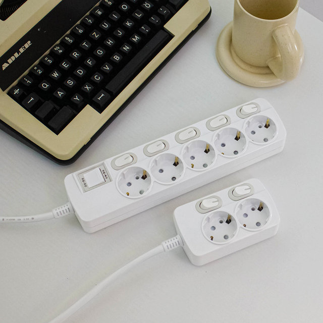 THE 슬림플러그 국산 개별 과부하차단 5구 멀티탭 납작 플러그 스위치 5m