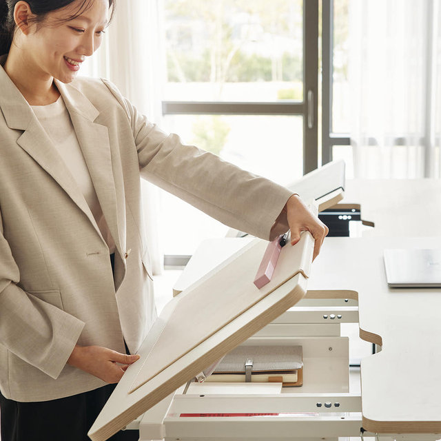 [비밀특가] 각도조절 전동 책상 듀얼모터 듀얼플러스 3STEP 1400 x 800