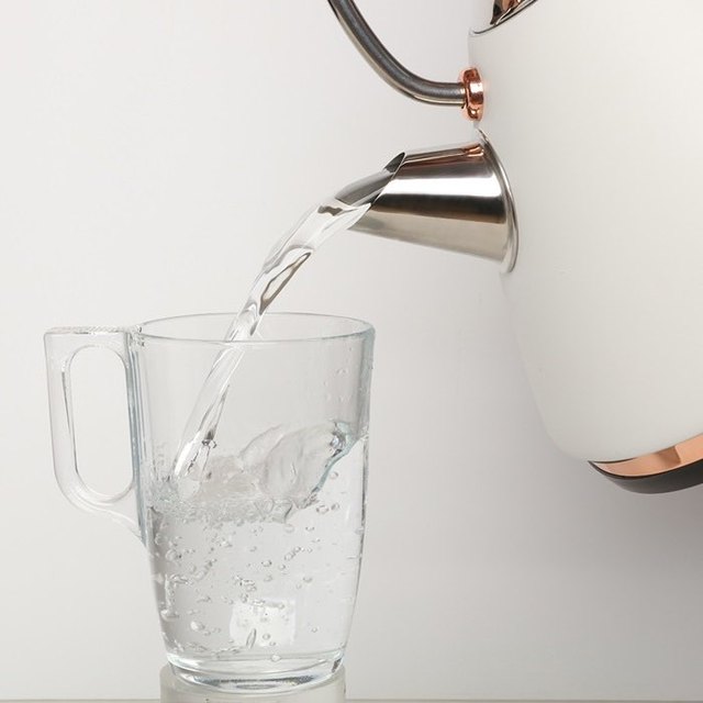 [최상급 / 김포공항롯데마트점] (진열)모피리처드 전기포트 엑센트 화이트 MR-102026 (J)MR-102026