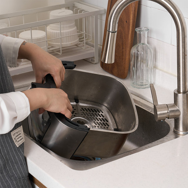 베스텐쿡 대용량 에어프라이어 AIRFRYER-24-01 스테인레스바스켓 투명창 5리터 퀵메뉴